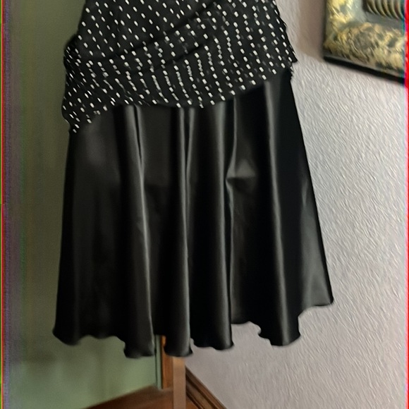 #12 Eliza J Flirty black polka dot asymmetrical hem sleeveless dress - Sz 4 - Picture 8 of 9